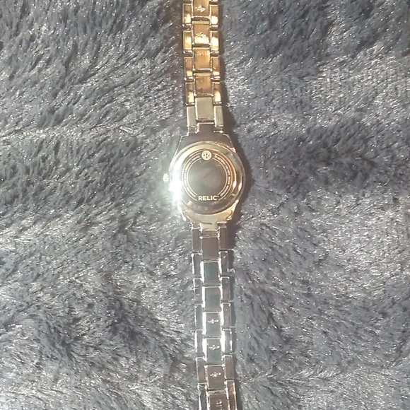 Watch - Picture 3 of 3